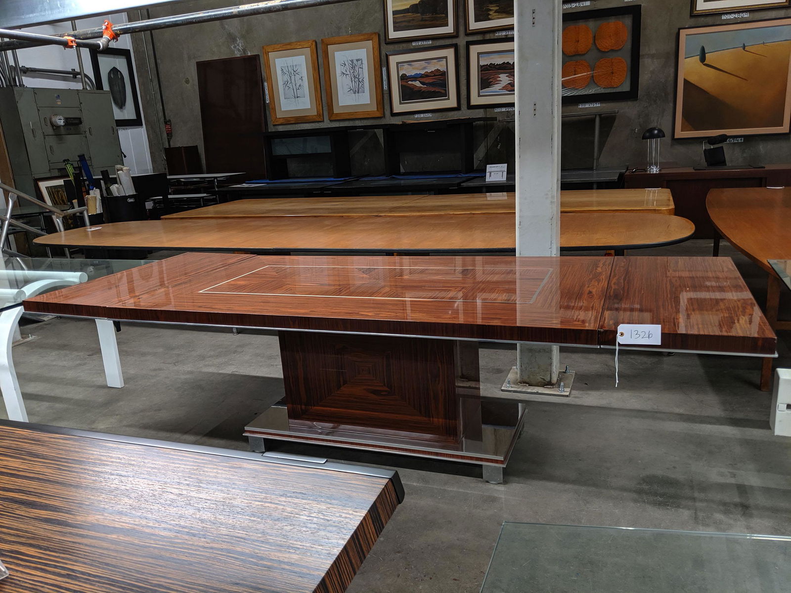 Extending Art Deco Style Dining Table (1 of 2)