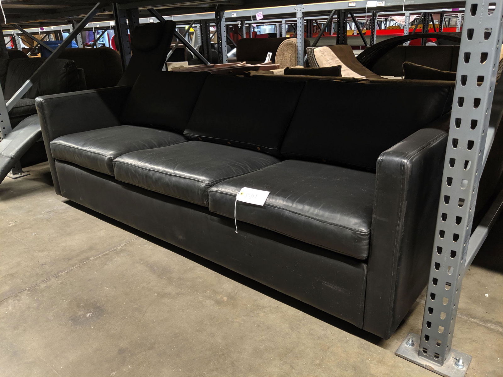 Modern Seating Set (1 of 2)