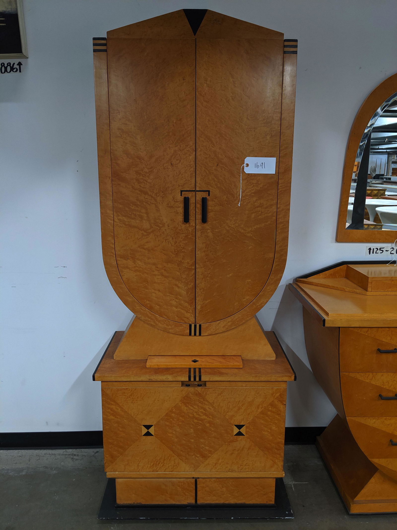 Biedermeier Style Bar Cabinet (1 of 3)