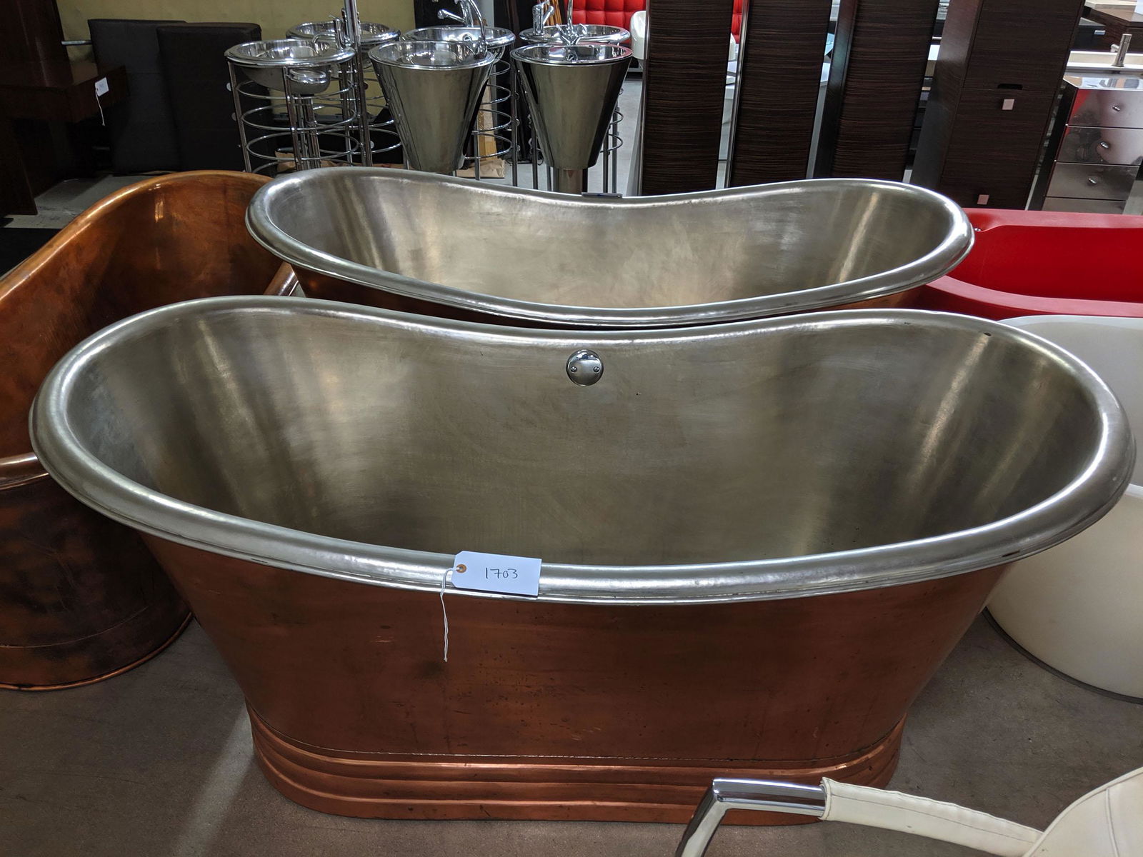 Copper Tub (1 of 1)