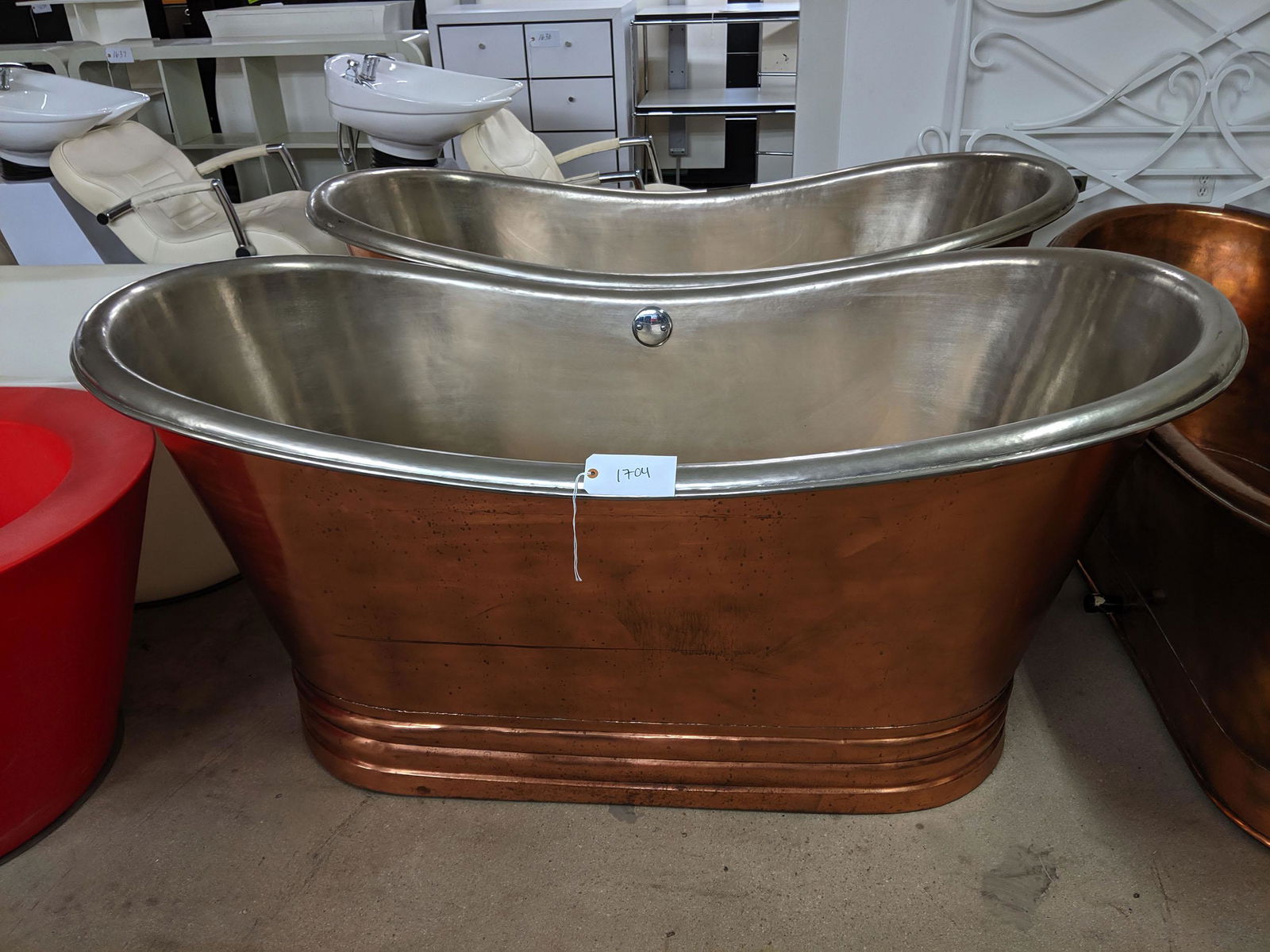 Copper Tub (1 of 1)