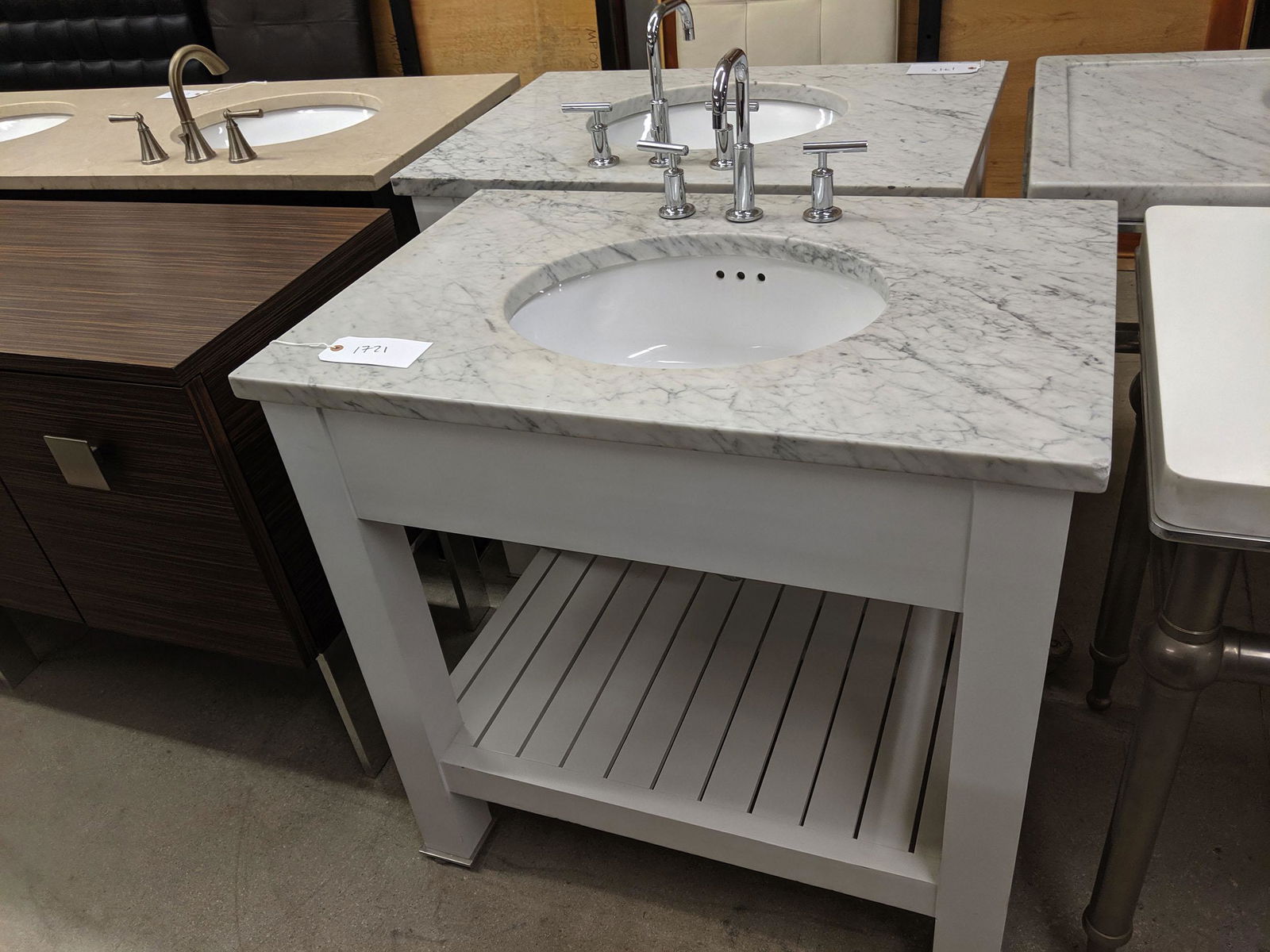 Marble Top Sink (1 of 1)