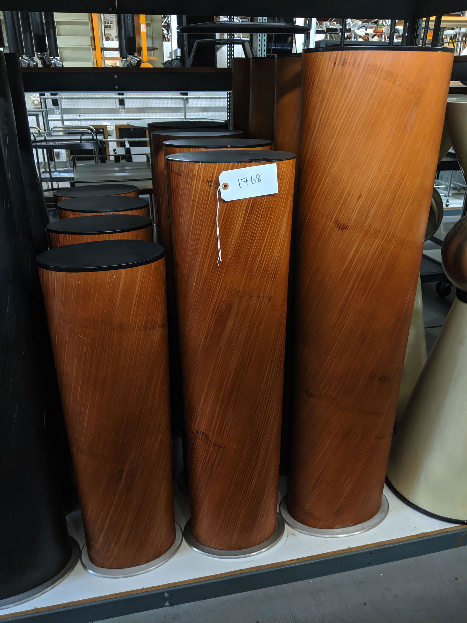 Oval Pedestals (1 of 1)