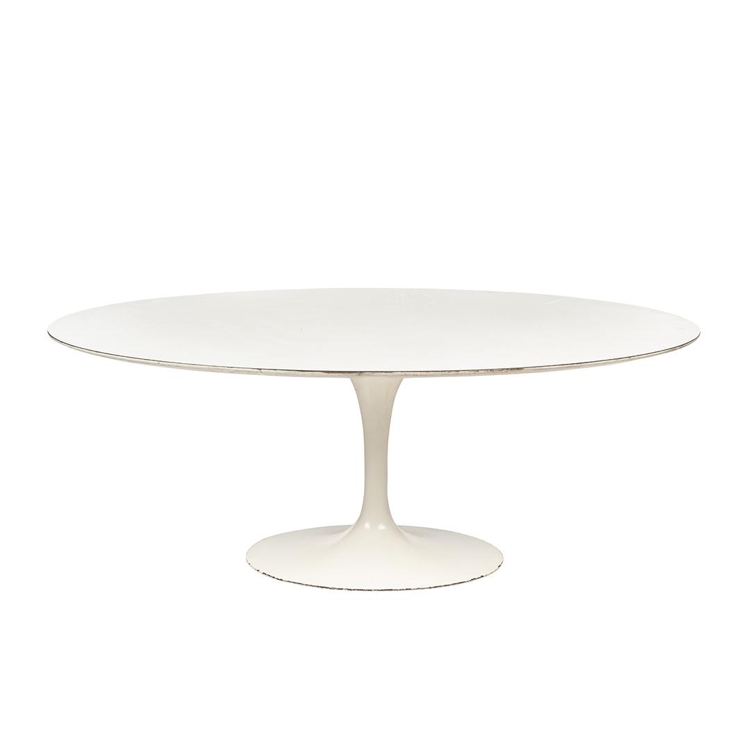 Early Eero Saarinen Tulip Dining Table (1 of 3)