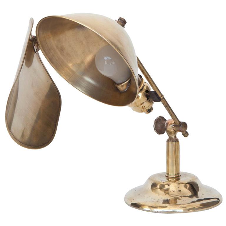 Lyhne Articulating Jewelers Table Lamp (1 of 8)