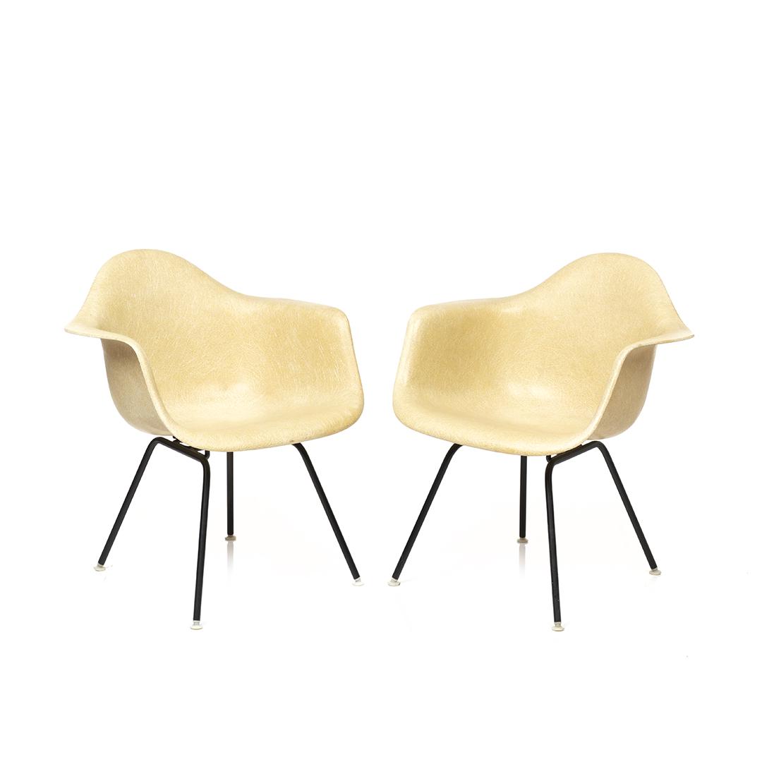 Charles and Ray Eames Arm Shell Chairs (2) (1 of 8)