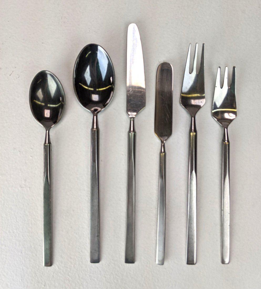 Erik Herlow Obelisk Flatware (36) (1 of 3)