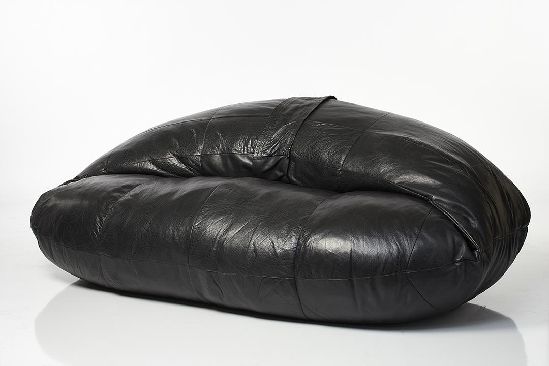 Raphael Raffel Leather Lounge (1 of 9)