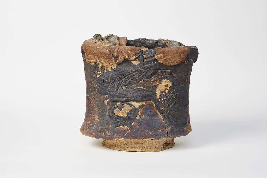 Studio Stoneware Pot (1 of 9)