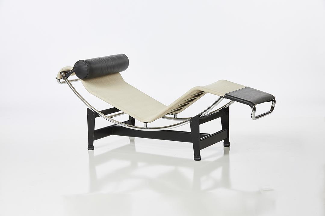 Le Corbusier LC4 Chaise Lounge (1 of 11)