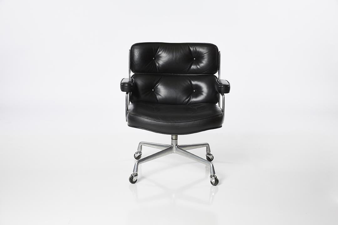 Charles and Ray Eames Time Life Lobby Chair (1 of 9)