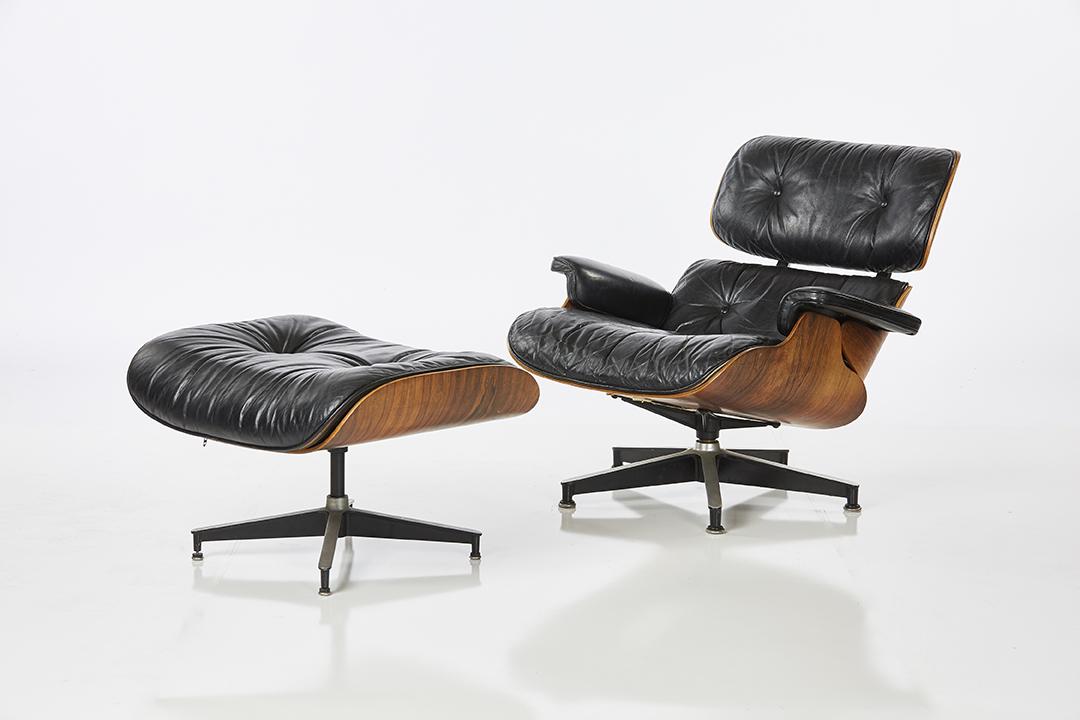 Charles and Ray Eames Rosewood 670 Lounge Chair and: Rosewood model 670 lounge chair and ottoman by Charles and Ray Eames for Herman Miller, 1970s.