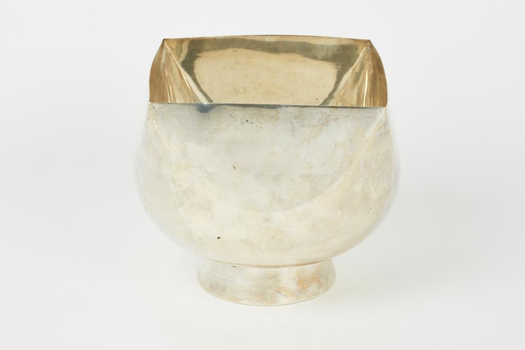 Ward Bennett, Large Centerpiece (1 of 8)