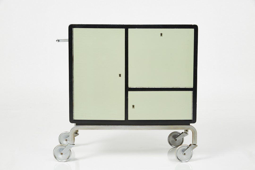 Bauhaus, Rolling Drinks Cabinet (1 of 9)