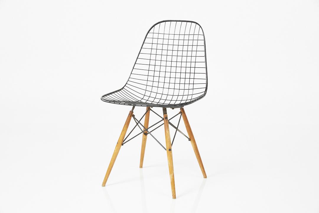 Charles & Ray Eames, Dowel Leg Side Chair (1 of 12)