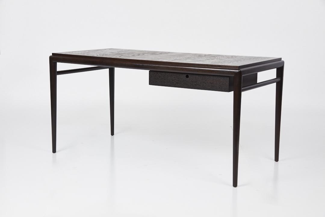 Modern, Desk (1 of 15)