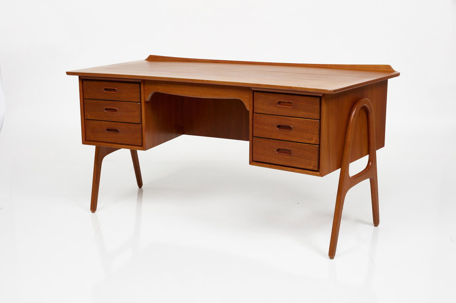 Svend Age Madsen, Desk, Model No. 180 (1 of 20)