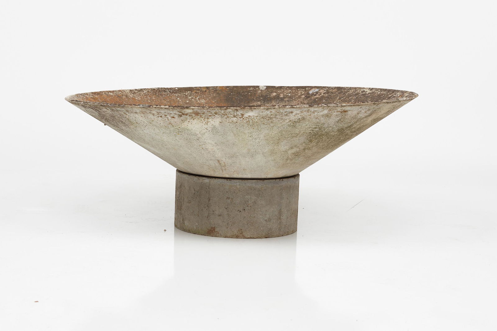 Willy Guhl, Large 'Cone' Planter (1 of 14)