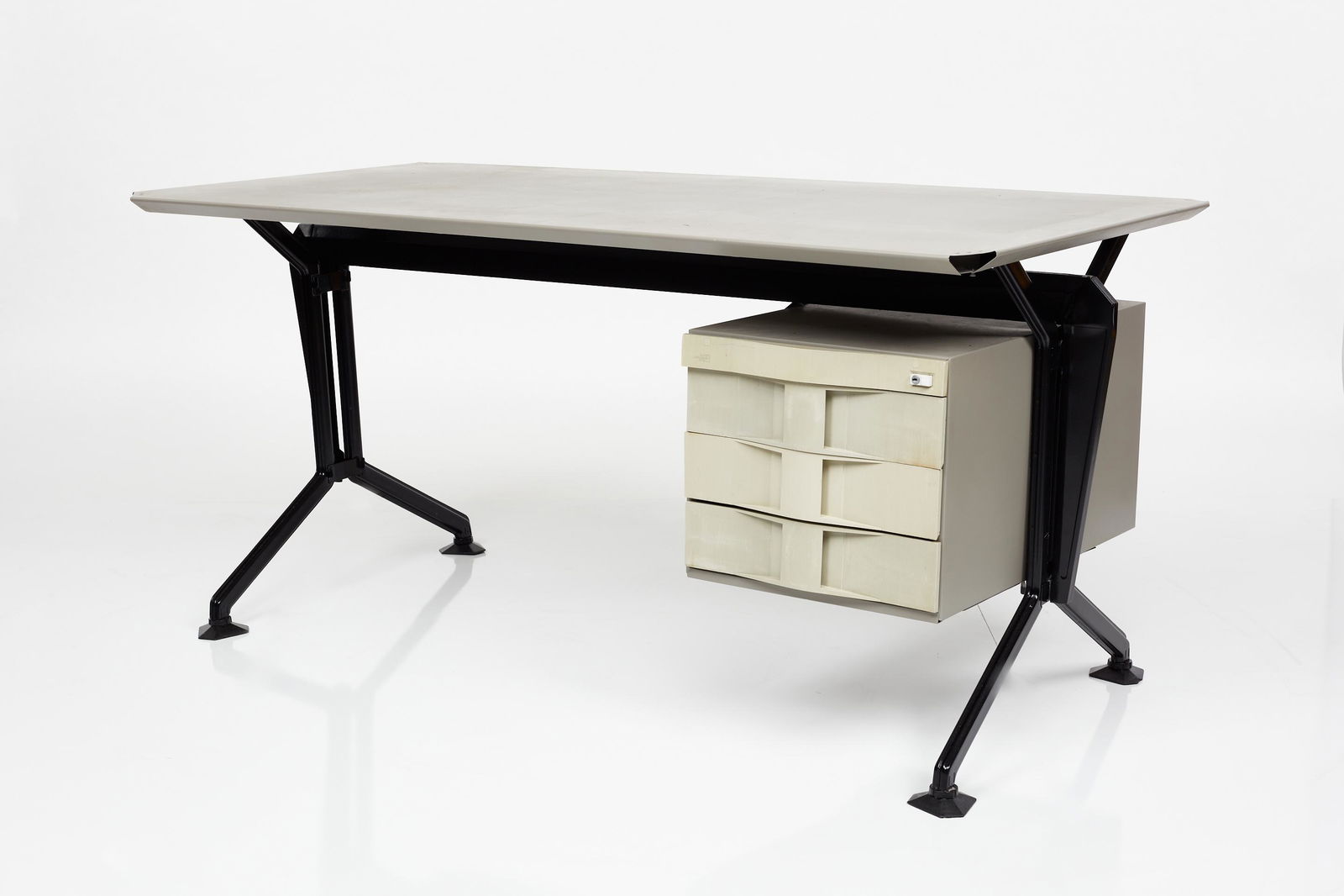 BBPR, 'Arco' Desk, From the 'Spazio' Collection (1 of 16)