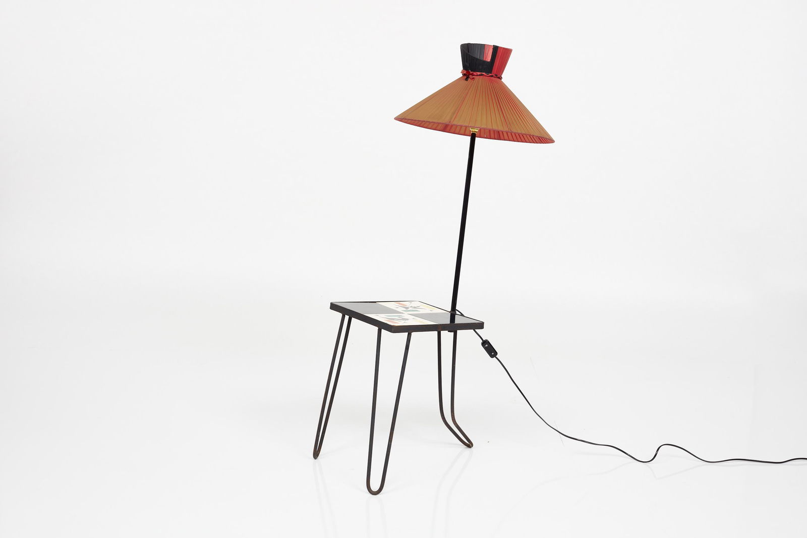 Modern, Floor Lamp With Table (1 of 16)