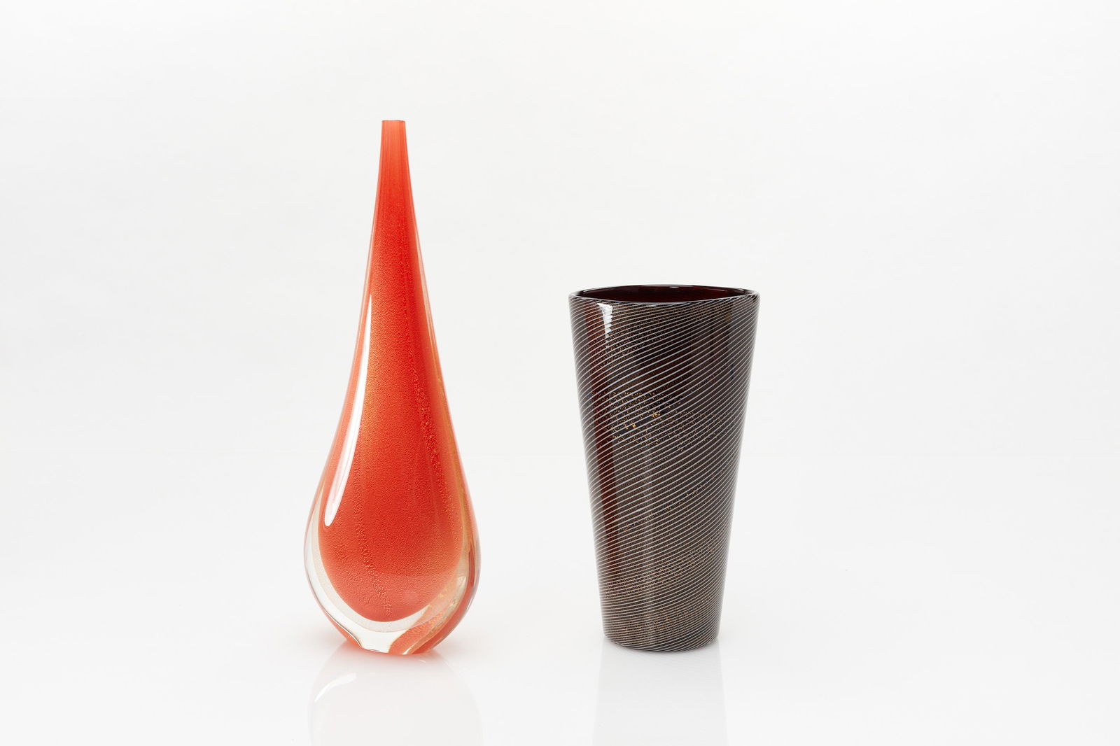 Cenedese, Two Gold-Flecked Vases (1 of 18)