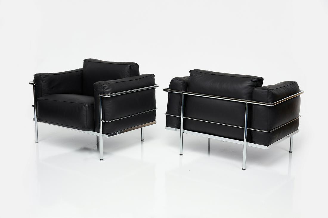 Le Corbusier, Wide Lounge Chairs (2) (1 of 19)