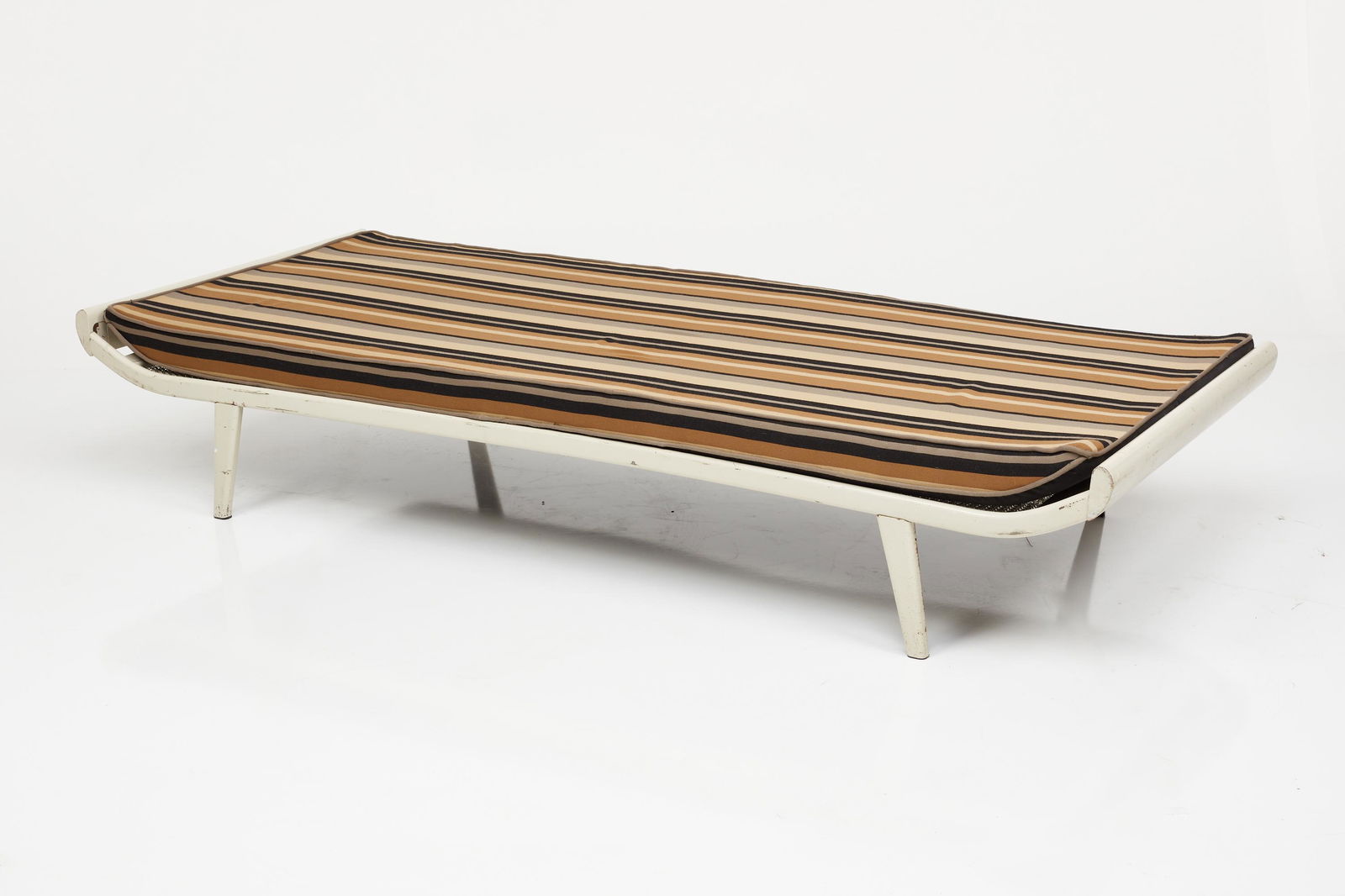 A. R. Cordemeijer, 'Cleopatra' Daybed (1 of 16)