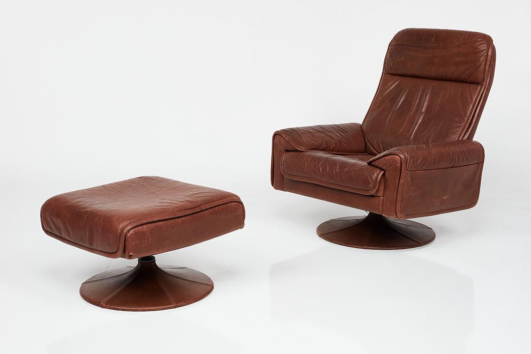 Artima, Lounge Chair & Ottoman (2) (1 of 17)