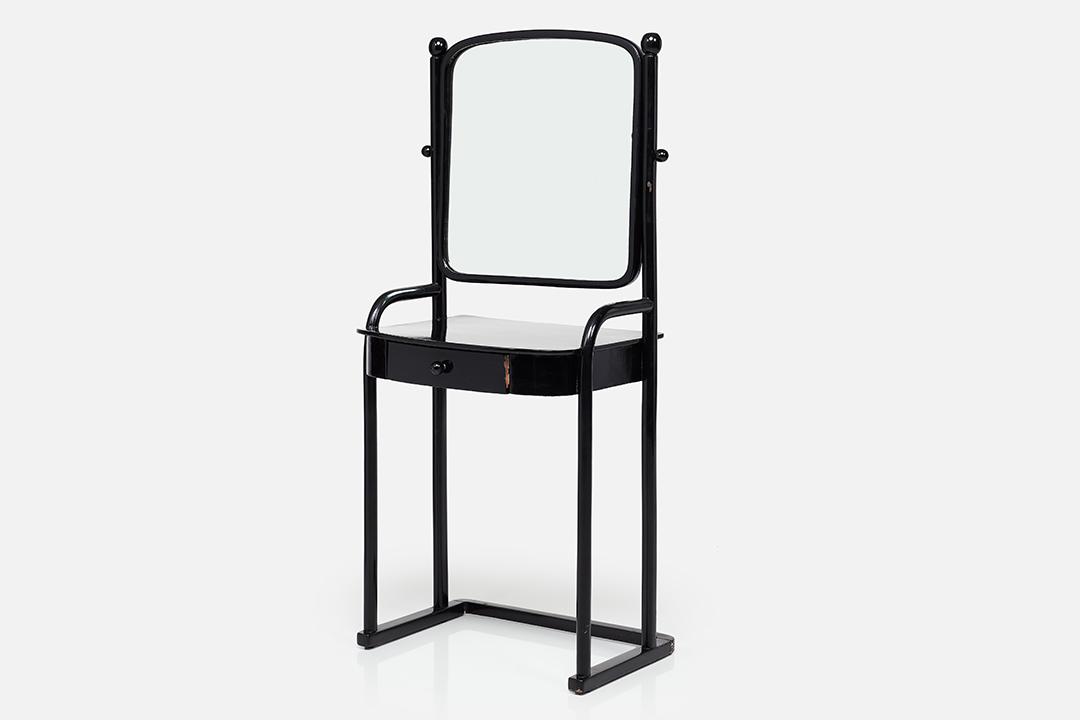 Josef Hoffman, Vanity (1 of 12)