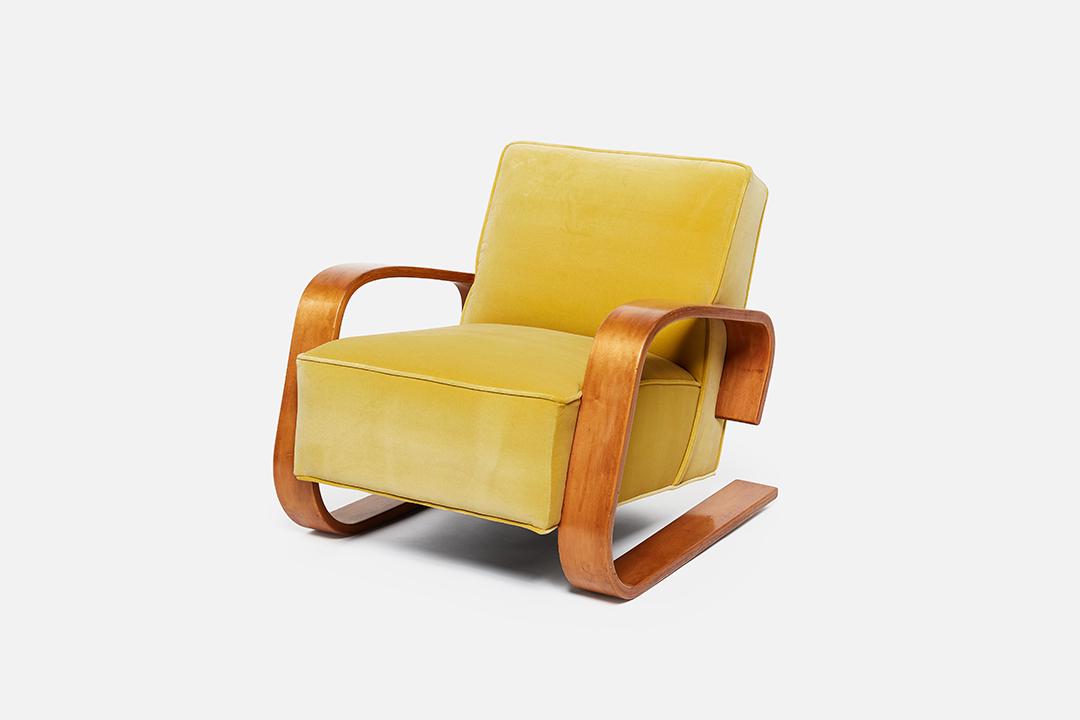 Alvar Aalto, 'Tank' Lounge Chair: Alvar Aalto Tank' lounge chair, model no. 37/400, 1940s Laminated birch plywood, velvet. Manufactured by Artek, Finland. 29" H x 29.5" W x 33" D Seat height: 17"