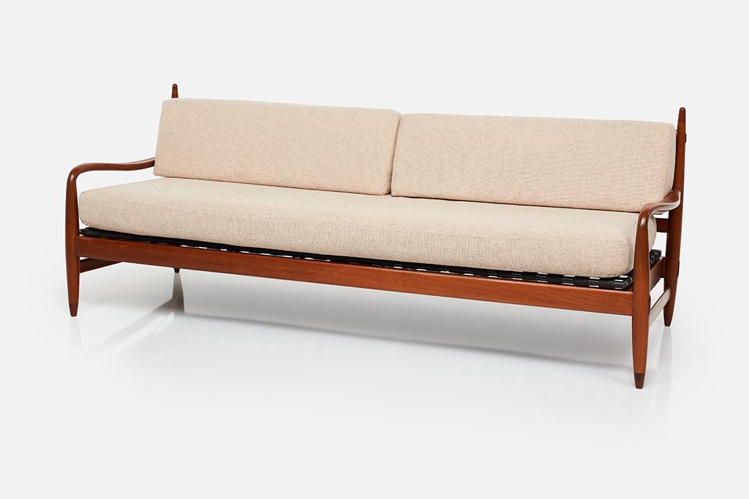 Frank Kyle, Sofa (1 of 19)