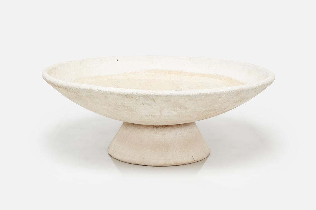 Willy Guhl, Medium 'Saucer' Planter: Willy Guhl Medium 'Saucer' planter on stand, 1960s Fibrated concrete. Manufactured by Eternit, Switzerland. 18" H x 47" Diameter