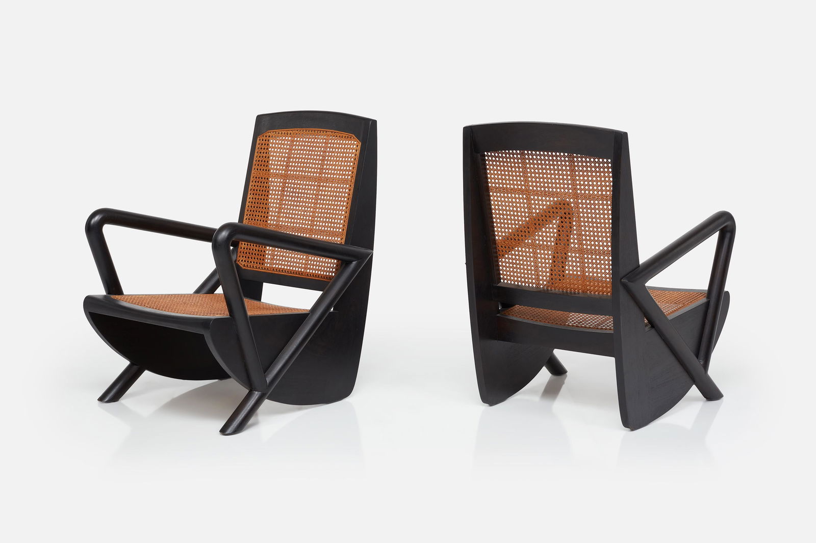 Contemporary, Lounge Chairs (2) (1 of 9)