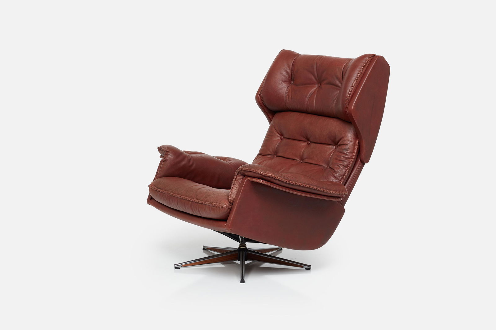 Danish, Swiveling Lounge Chair (1 of 15)
