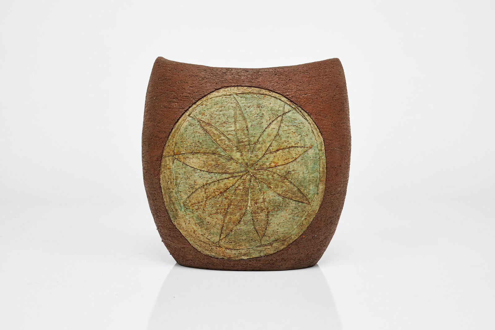 Stan Bitters, Planter with Flower Decoration (1 of 9)