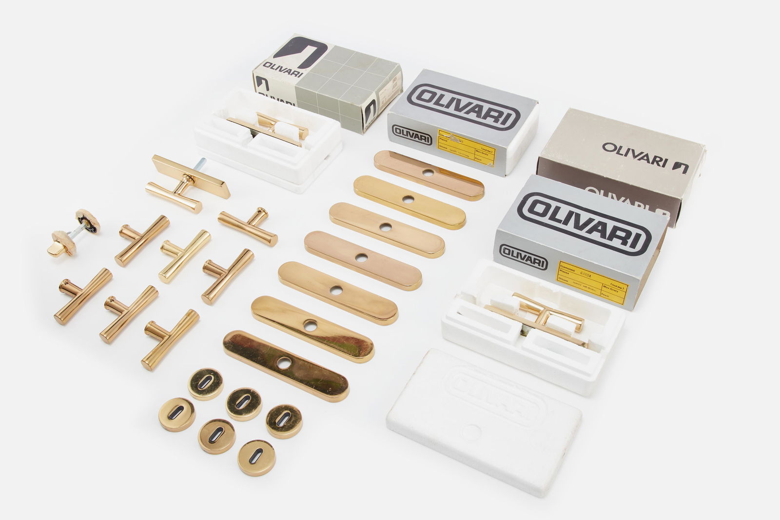 Ignazio Gardella, 'Garda' Window Handles (12): IGNAZIO GARDELLAGroup of 12 'Garda' window handles, ca. 1951Brass, plastic. Manufactured by Oilvari, Italy.Together with associated hardware.