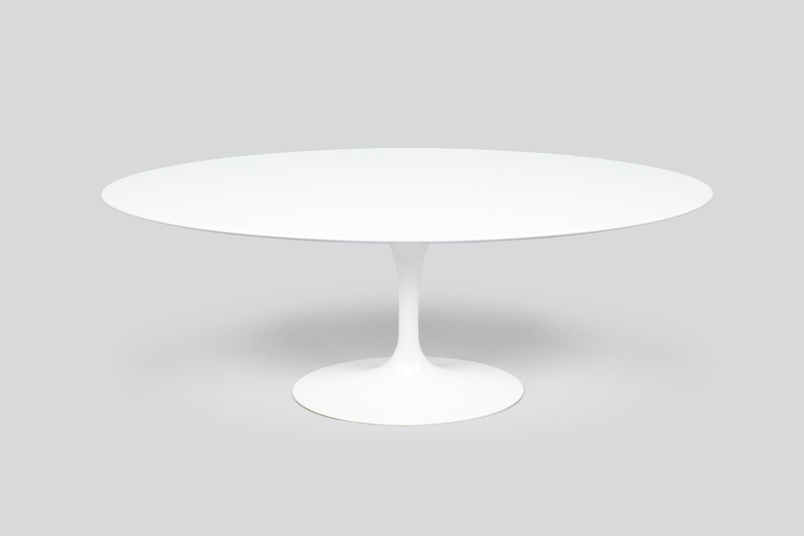 Eero Saarinen, 'Tulip' Dining Table (1 of 9)