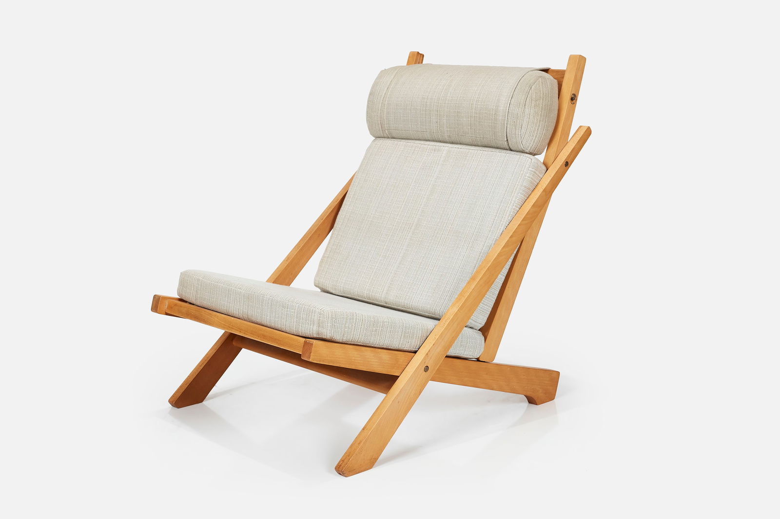 Hans J. Wegner, Lounge Chair (1 of 18)