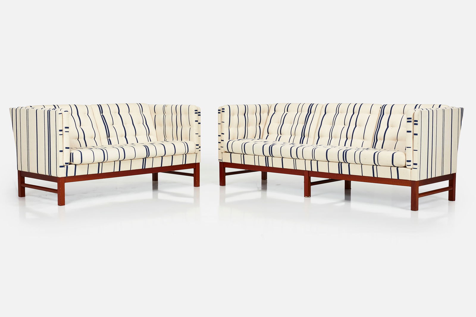 Erik Jorgensen, Seating Set (2) (1 of 11)