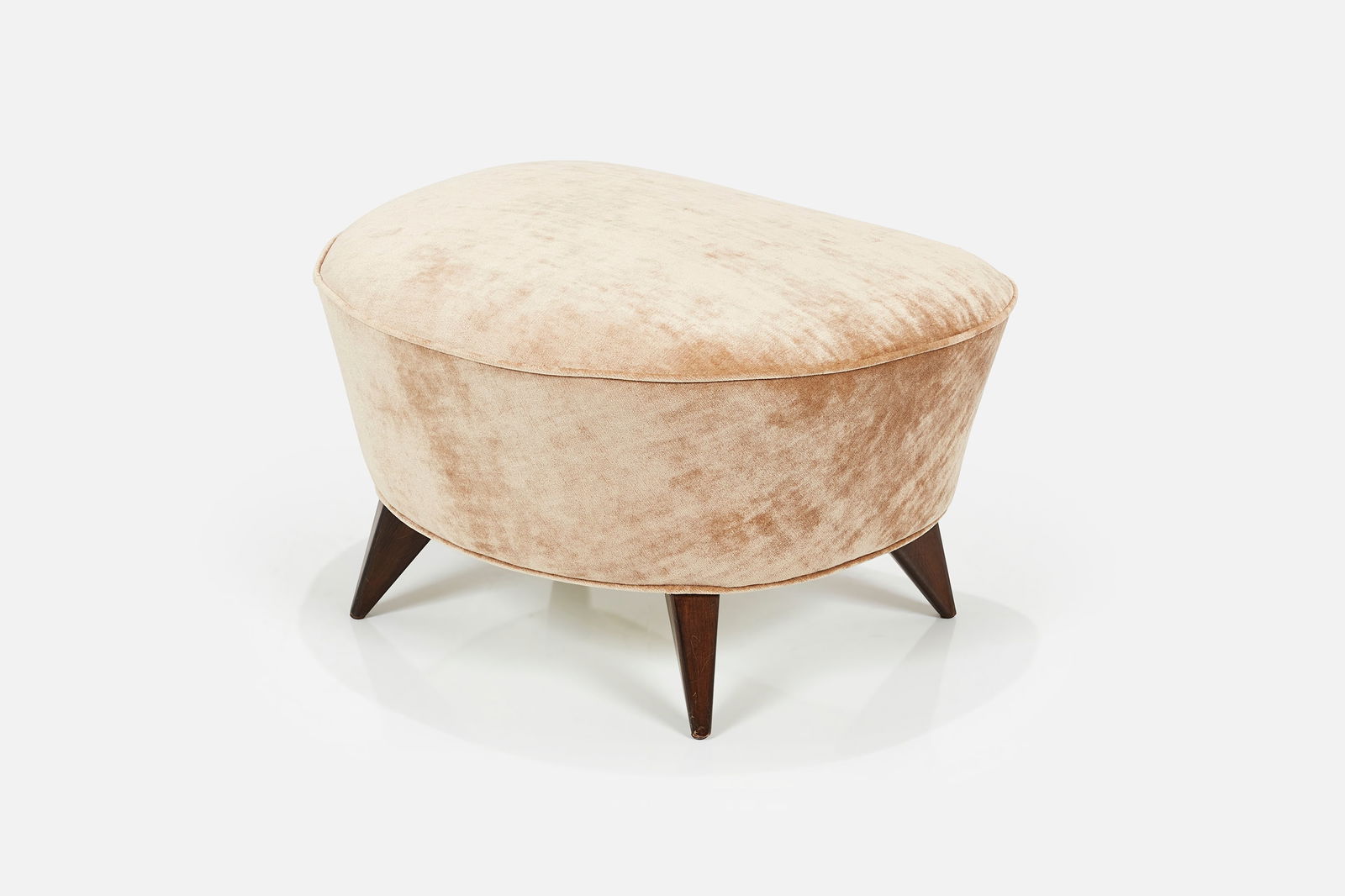 Vladimir Kagan, Ottoman (1 of 7)