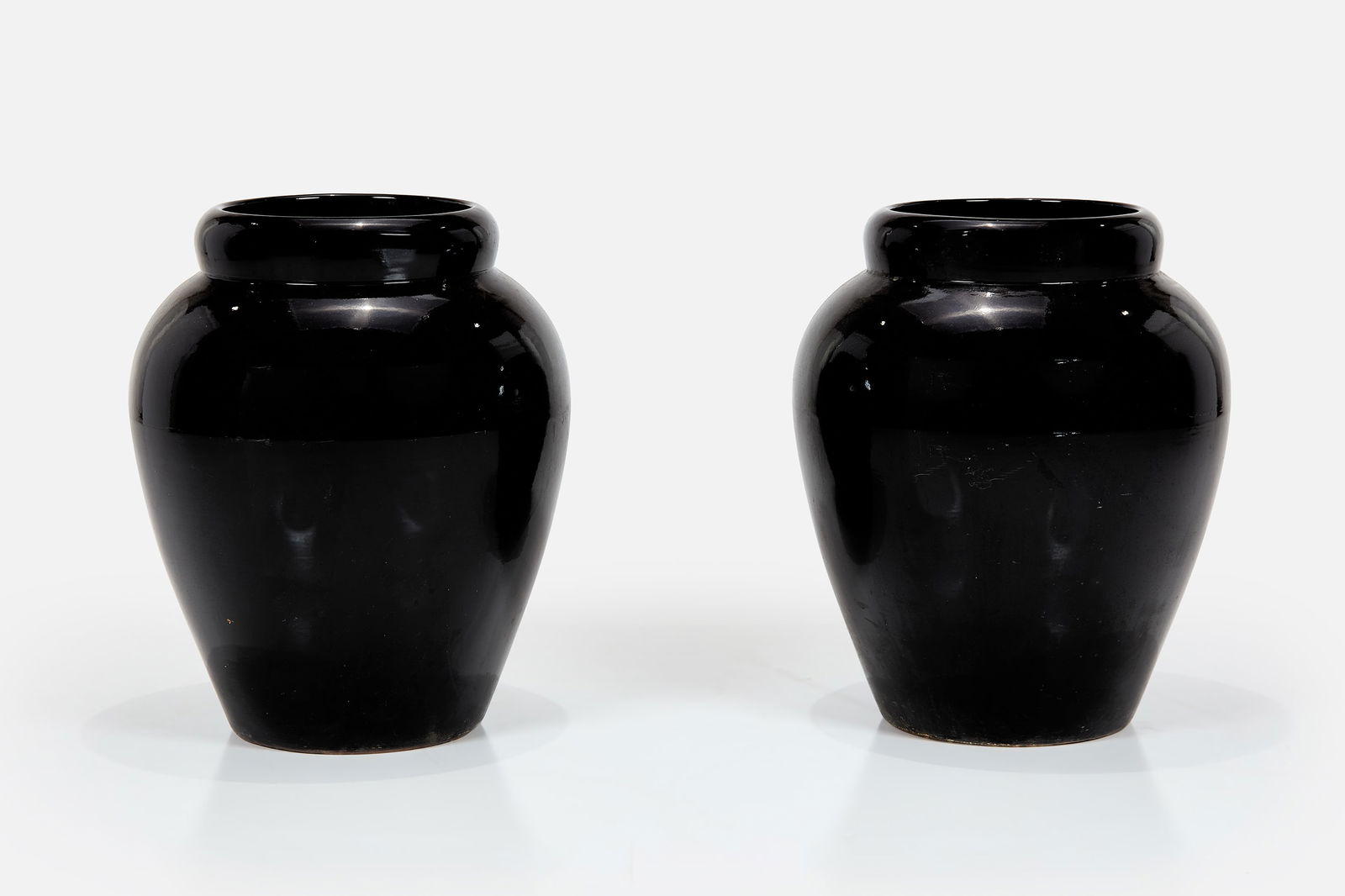 Gainey Ceramics, Monumental 'Aegean' Planters (2) (1 of 10)