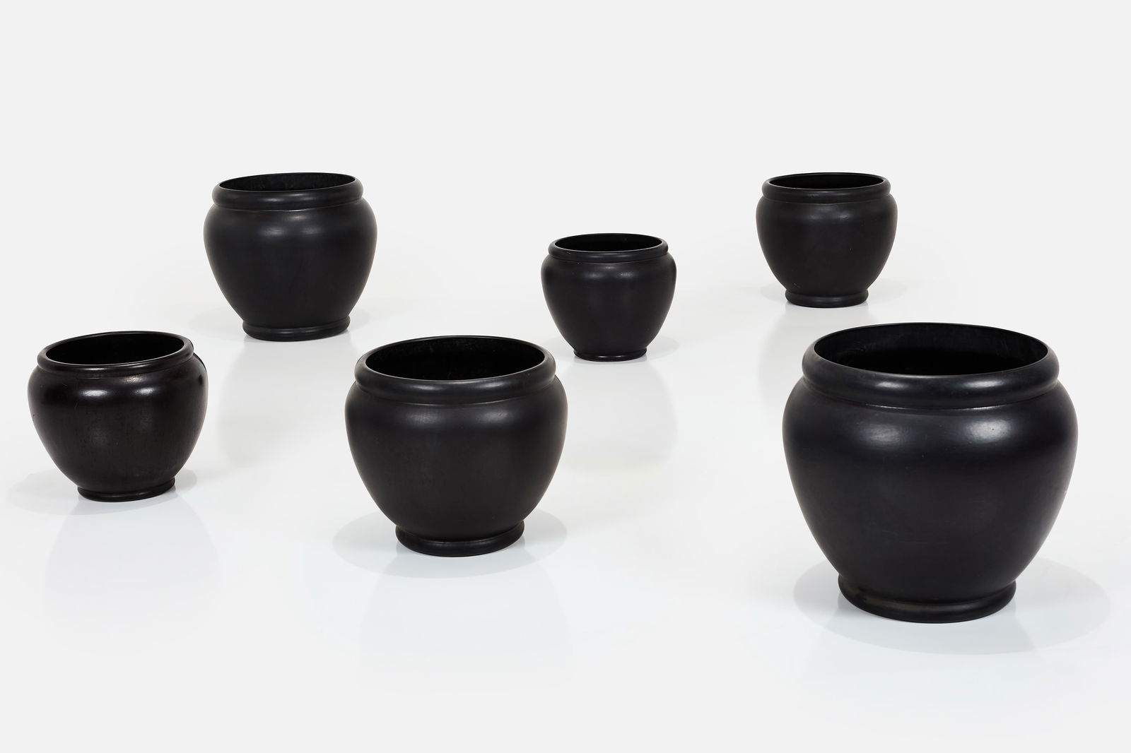 Gainey Ceramics, 'Aegean' Planters (6) (1 of 5)