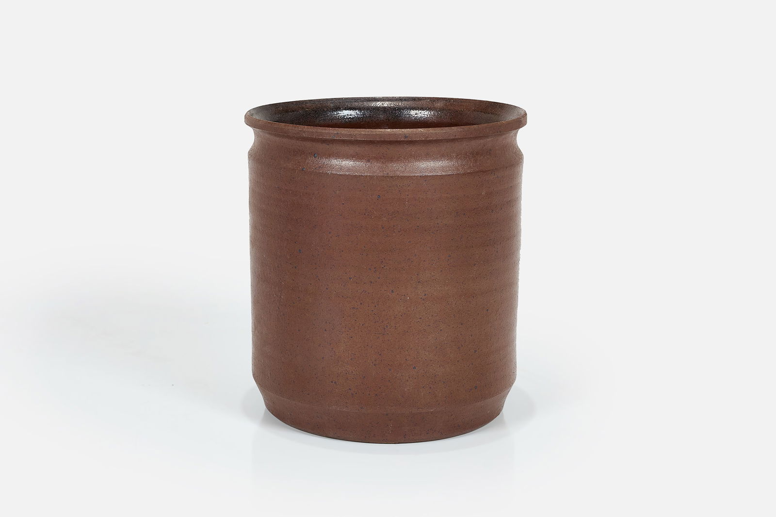 David Cressey + Robert Maxwell, Planter: DAVID CRESSEY + ROBERT MAXWELLPlanter, ca. 1977Glazed stoneware. Produced by Earthgender, USA. 14" H x 13.5" Diameter