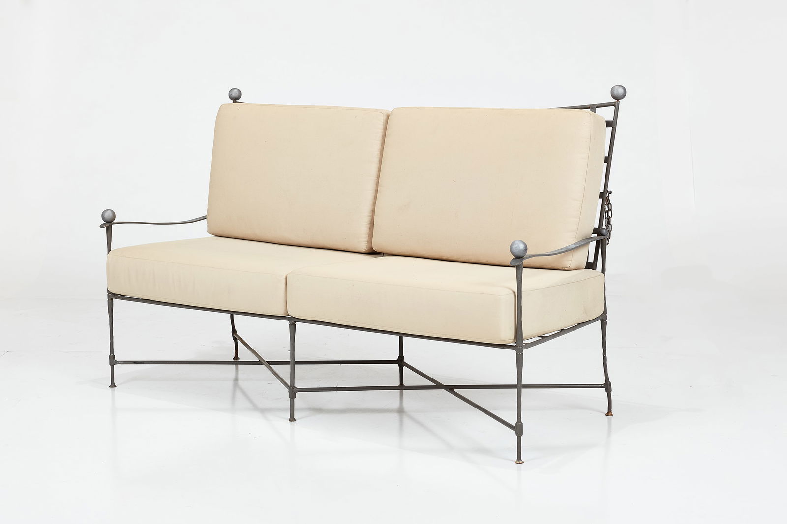 Mario Pappernizi, Settee (1 of 17)