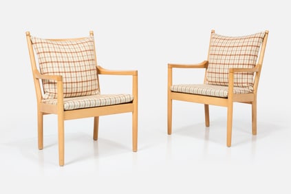 Hans J. Wegner, Lounge Chairs (2)
