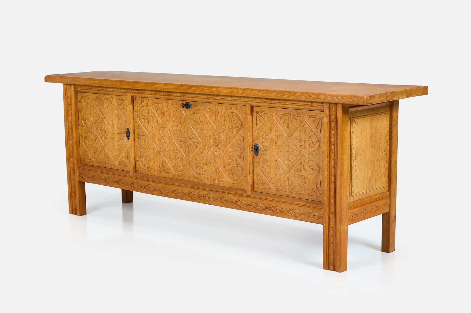 Henning Kjaernulf,  Credenza (1 of 16)