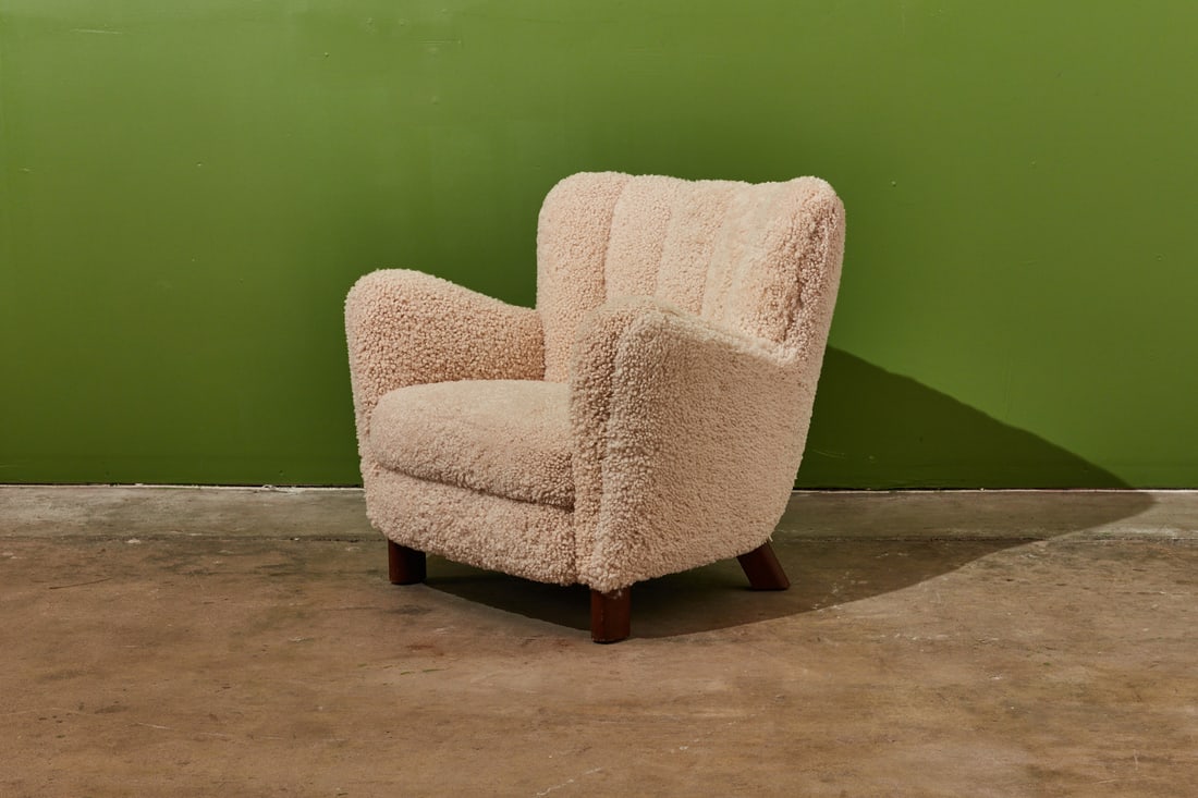 Fritz Hansen, Lounge Chair (1 of 10)