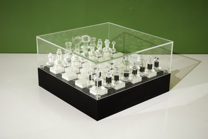 Modernist, Chess Set