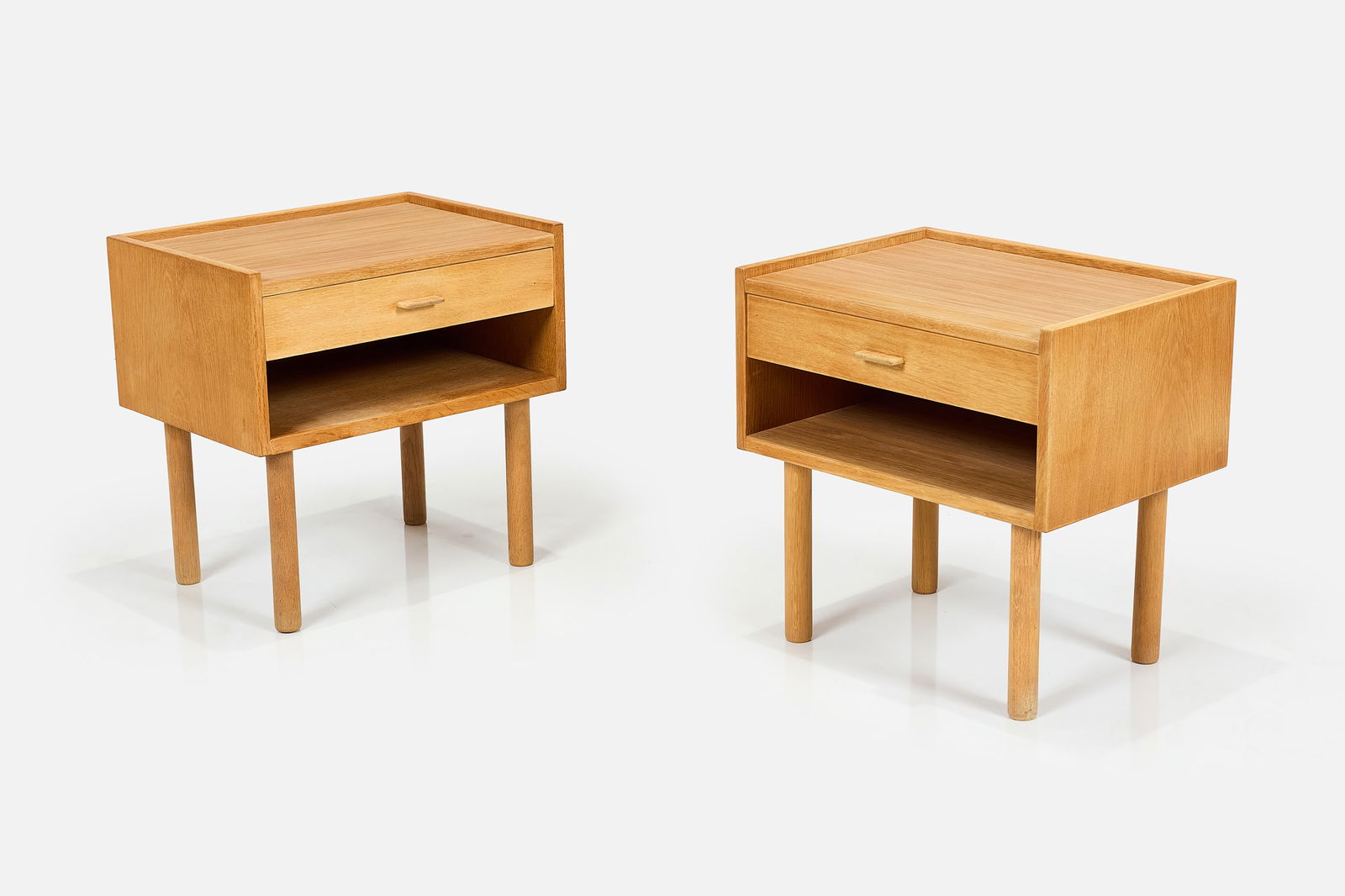 Hans J. Wegner, Nightstands (2) (1 of 8)