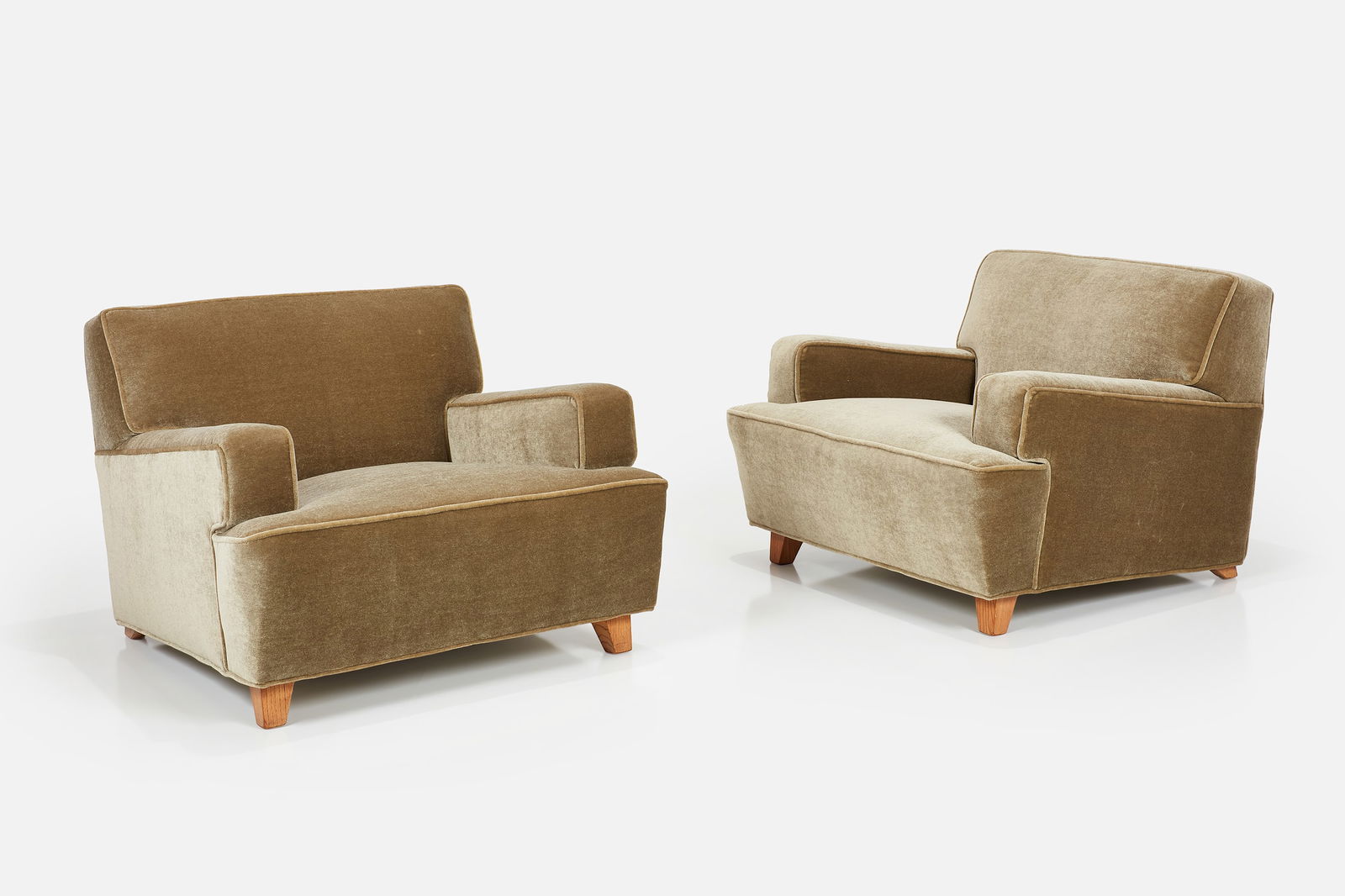 Paul Lazslo, Lounge Chairs (2): PAUL LASZLOPair of lounge chairs, 1950sVelvet, elm. Manufactured by Brown Saltman, USA. Each: 27" H x 35" W x 34" DSeat height: 16"